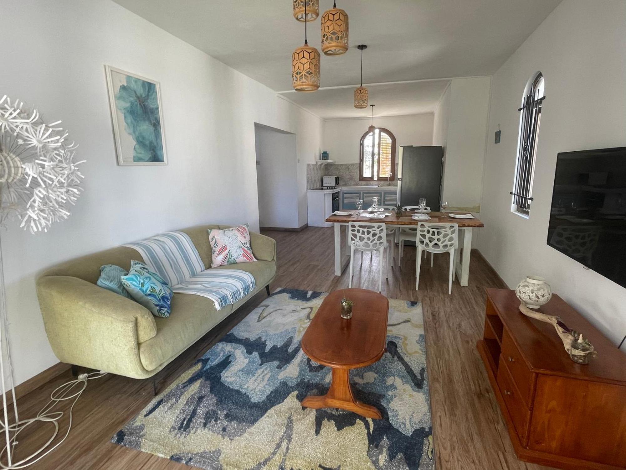 Apartamento Link Road 69 Blue Bay Exterior foto